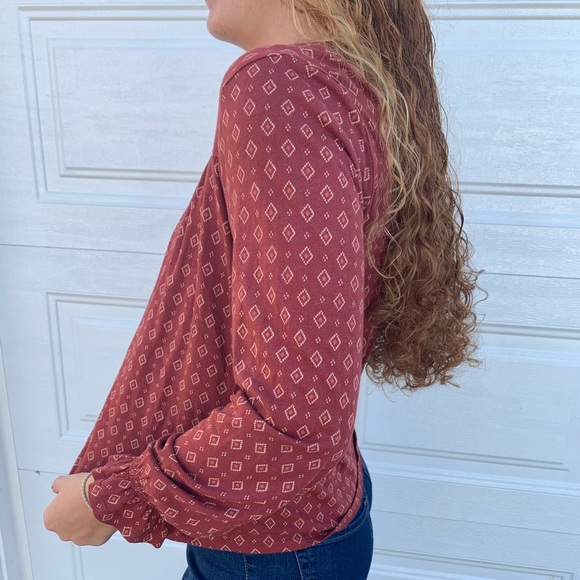 Lucky Brand printed long sleeve - Picture 2 of 3